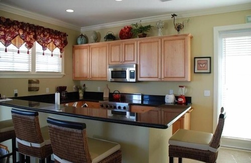 Islamorada House | Oceanfront Oasis with Unobstructed Views and Exciting Amenities