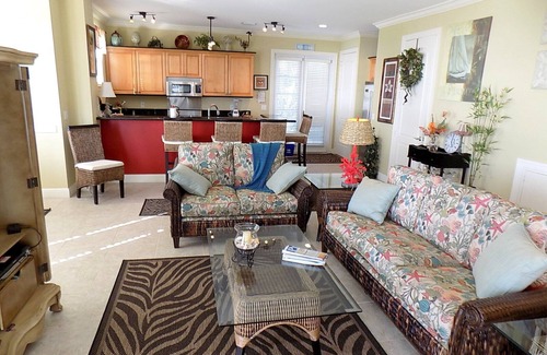 Islamorada House | Oceanfront Oasis with Unobstructed Views and Exciting Amenities
