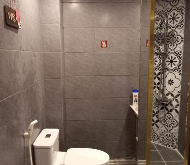 Phuong 6 House | Convenient Stay in District 3 with Family-Friendly Amenities