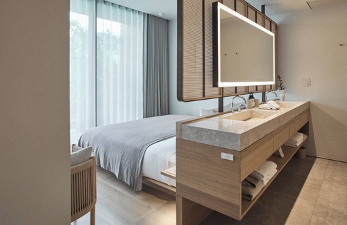 Shibuya Hotel | Experience TRUNK HOTEL YOYOGI PARK: Guest Rated 9.8/10