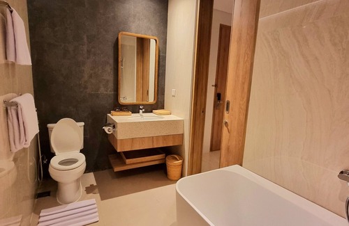Mataram Hotel | Discover Truntum Boutique Mandalika with Pool & Dining
