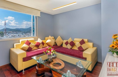 Vinh Hai Hotel | Explore Truong Hotel: Family-Friendly with Pool & Kitchen