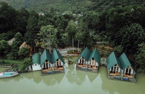 Ha Giang Resort | Discover Truong Xuan Resort: Pet-Friendly & Family Fun