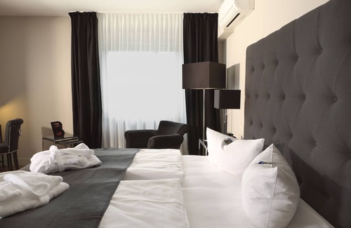 Neustadt Hotel | Comfortable Stay at TRYP by Wyndham Bremen Airport