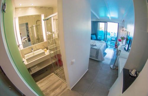Dassia Hotel | Premier TRYP by Wyndham Corfu Dassia: Oceanfront Bliss