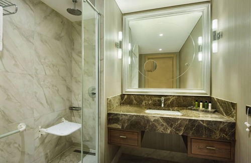 Mahmutbey Hotel | Discover TRYP by Wyndham Istanbul Basın Ekspres Hotel