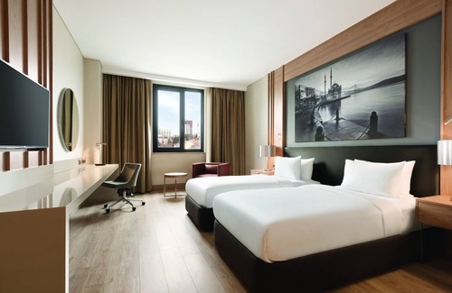 Mahmutbey Hotel | Discover TRYP by Wyndham Istanbul Basın Ekspres Hotel