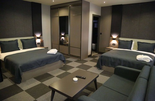 Samandira Hotel | Comfort at Tryp By Wyndham Istanbul Sancaktepe with Spa & Pool