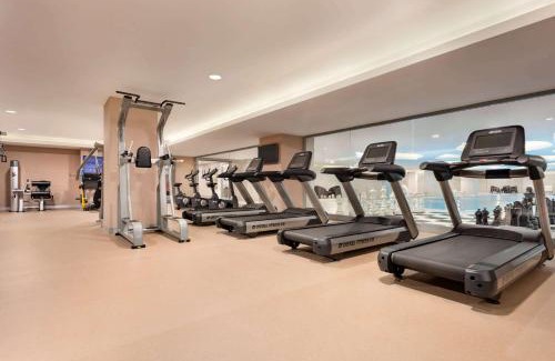 Basiskele Hotel | Elegant TRYP by Wyndham Izmit with Oceanfront Pool & Spa
