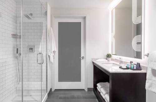 Central Business District Hotel | Stylish Stay at TRYP by Wyndham Newark Downtown