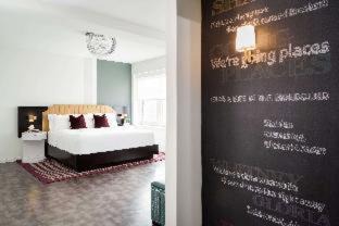 Central Business District Hotel | Wheelchair Accessible TRYP by Wyndham Newark Downtown