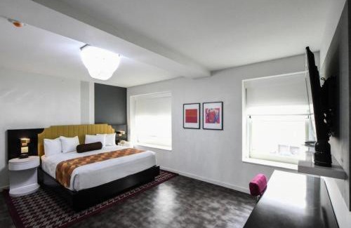 Central Business District Hotel | Wheelchair Accessible TRYP by Wyndham Newark Downtown