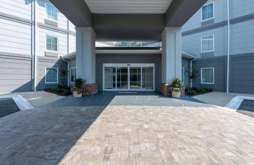 Tallahassee Hotel | Explore TRYP by Wyndham Tallahassee North: Pet-Friendly Retreat