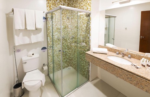 Centro Hotel | Relax at Tryp by Wyndham Varginha Cafe Royal - Pet Friendly