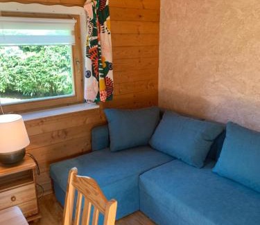 Regietow Apartment | Pet-Friendly Retreat: Trzy Domki Wysowa, 10/10 Rated Stay