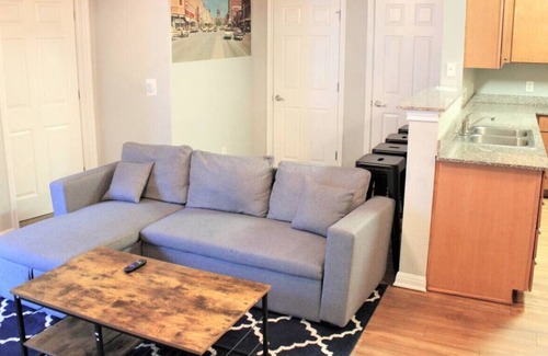 West Campus Condo | TSC 315 Luckey · ATX Cute n Cozy Condo! Poolside, GREAT location