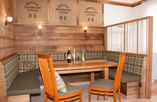 Leutschach Hotel | Cozy Tscheppe Lang-Gasthof: Pet-Friendly Retreat with Spa