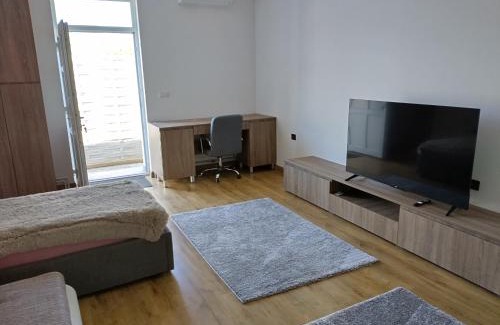 Valea lui Mihai Apartment | Top-Rated TSG Apartment 2: Ideal for Families with Kids