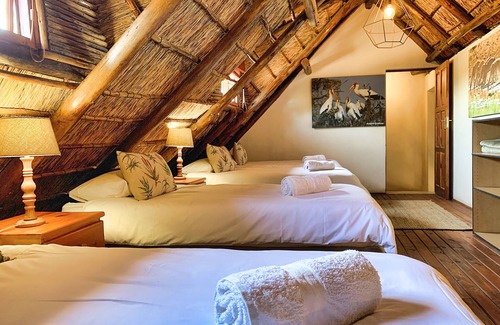 Hammanskraal Cabin | Explore Tshikwalo Game Lodge: 4-Star Retreat with Pool