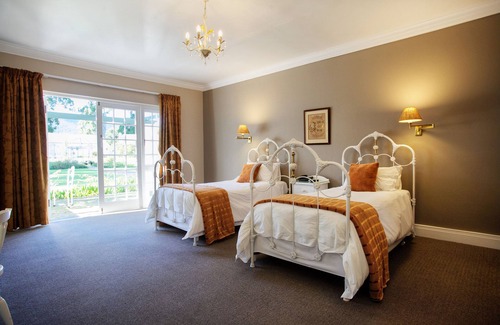 Storms River Hotel | Discover Tsitsikamma Village Inn: Family-Friendly Retreat