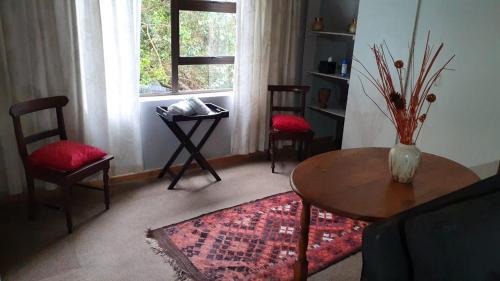 Storms River Cabin | Discover Tsitsikhaya Lodge: Oceanfront Retreat with Spa