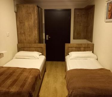Tsqaltubo House | Cozy Tskaltubo Guest House with Family and Pet Amenities