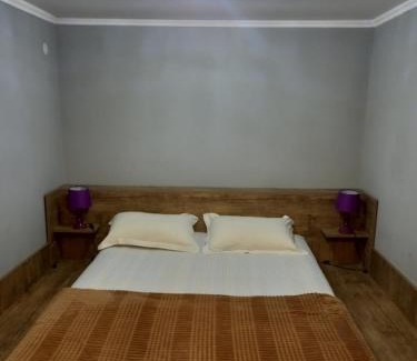 Tsqaltubo House | Cozy Tskaltubo Guest House with Family and Pet Amenities