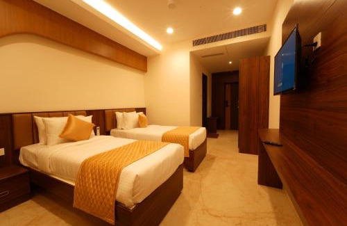 Mannargudi Hotel | TSR Vivitha Grand