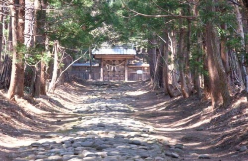 Inawashiro House | Discover Tsubaki - Eco-Friendly Guesthouse in Inawashiro