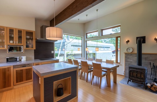 Hirafu House | Experience Tsukinoki: Perfect for Families with Top Amenities