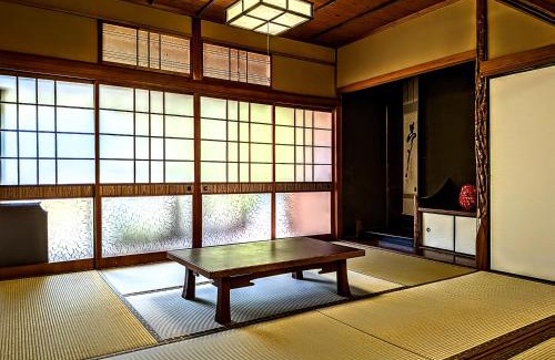 Tsumuura Apartment | Discover TSUMUYA: Family-Friendly Stay with Kitchen Access