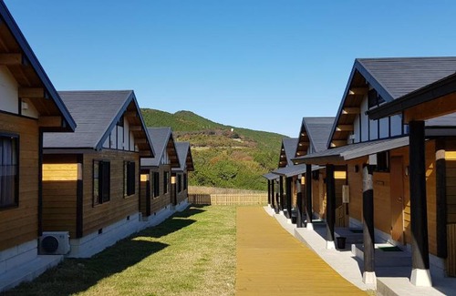 Tsushima Villa | Guest Rated 9/10: Tsushima Izuhara Pension with Hot Tub