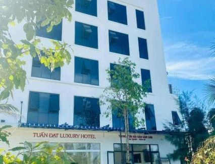 Sam Son Hotel | Scenic Oceanfront Stay at Tuấn Đạt FLC Sầm Sơn Resort