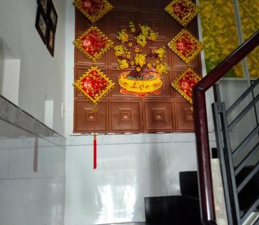 La Gi Bed & Breakfast | Cozy Tuấn Anh Motel: Oceanfront, Pet-Friendly Escape
