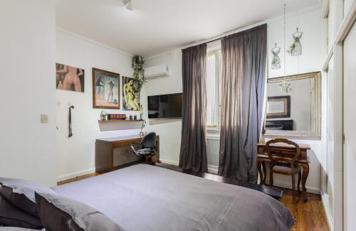 Recoleta Apartment | Discover Recoleta: 4-Star Hotel with Family-Friendly Services