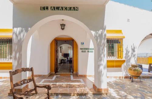 Alhaurin el Grande House | Beautiful Tu Villa Rural Alakran: 4-Star Oceanfront Escape