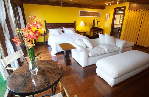 Sao Conrado Cabin | Discover TuAkAzA Exclusive Boutique Lodge - Rated 9.6/10!