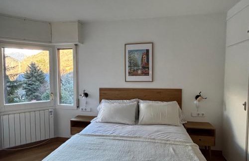 Betren Apartment | Family-Friendly TUCA Apartment in Beautiful Vielha