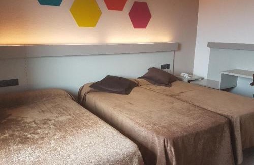Miranda de Ebro Hotel | Convenient Stay at Tudanca Miranda with Pet-Friendly Options