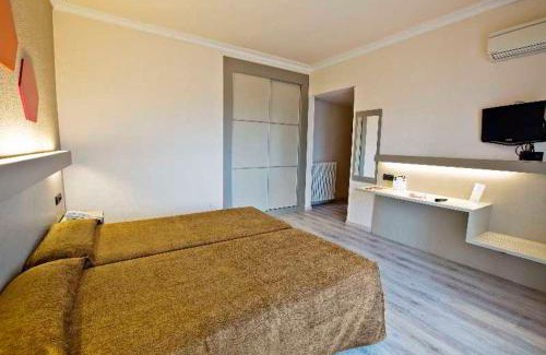 Miranda de Ebro Hotel | Convenient Stay at Tudanca Miranda with Pet-Friendly Options