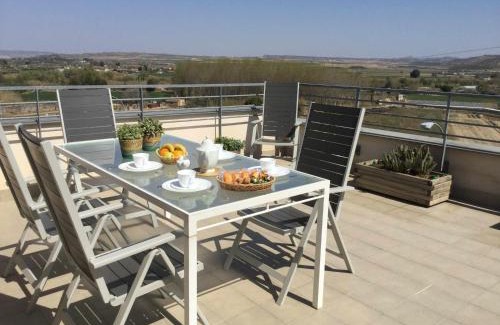 Tudela Apartment | Kid-Friendly Retreat at Tudela Mirador de Bardenas