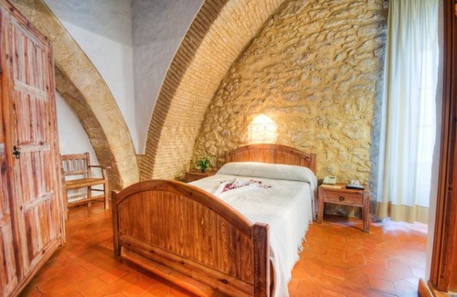 San Ambrosio Hotel | Relaxing Retreat at TUGASA Convento San Francisco Hotel