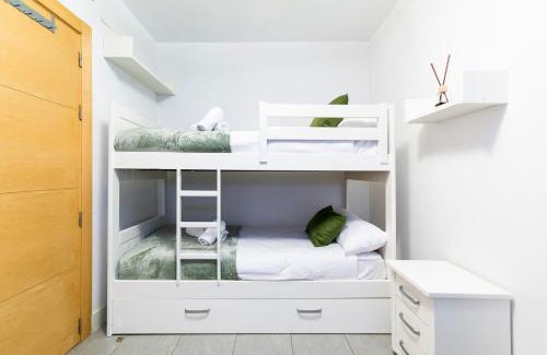 Armilla Apartment | Relax at tuGuest Avenida de la Investigación with Pool & Spa