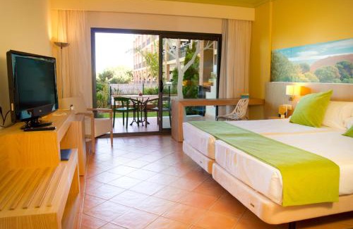 Isla Cristina Hotel | Elegant TUI Blue Isla Cristina Palace - Adults Only Retreat