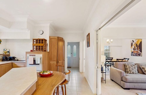 Karaka House | Relaxing Tui Country Retreat with Wi-Fi and Garden Views