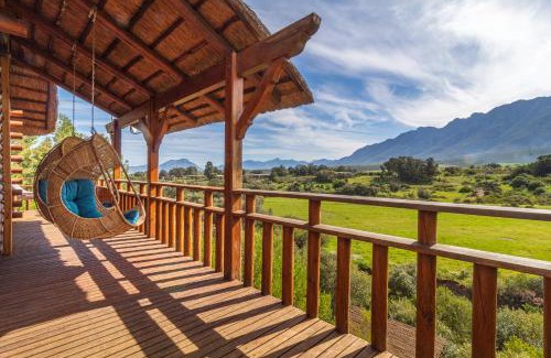 Wolseley Ski Chalet | Cozy Tulbagh Mountain Cabin with Pool & Pet-Friendly Amenities
