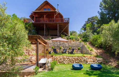 Wolseley Ski Chalet | Cozy Tulbagh Mountain Cabin with Pool & Pet-Friendly Amenities