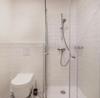 Gyal Apartment | Exceptional Stay at Tulipán Ház Gyál - Rated 9.8/10