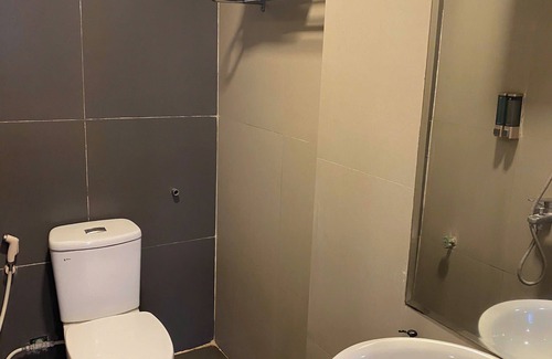 Cau Giay Hotel | Tulip Hotel HN - by BAY LUXURY