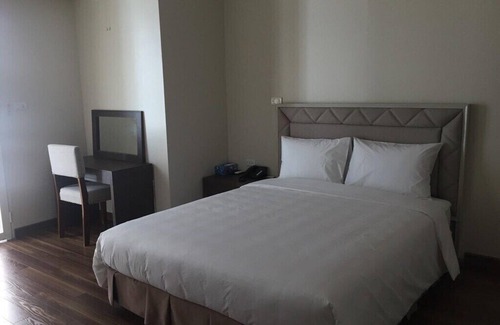 Cau Giay Hotel | Tulip Hotel HN - by BAY LUXURY